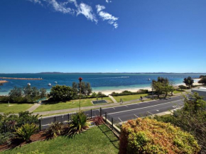 12 'Kiah', 53 Victoria Pde - panoramic water views in the heart of Nelson Bay